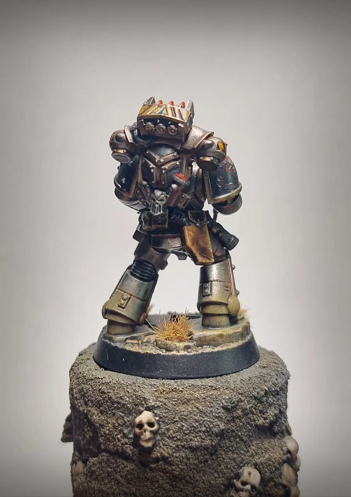 Миниатюра Warhammer 40 000, покрашенная художниками Dorn Art